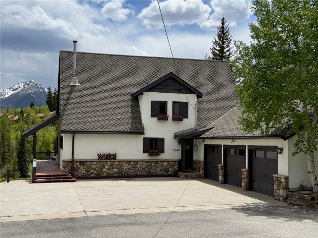 Home in Mesa Cortina West Sub, Silverthorne — photo 1 Home in Mesa Cortina West Sub, Silverthorne, CO — photo 1 (MLS S1069209)