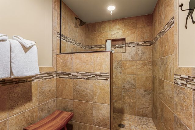 640 Village Road 4606 photo 10