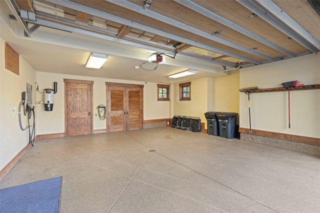 21 Regent Drive photo 33