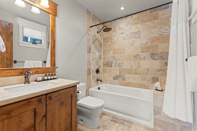 21 Regent Drive photo 42