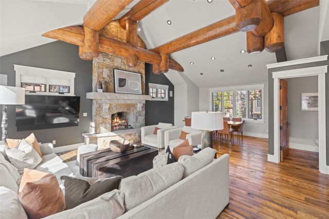 21 Regent Drive photo 8