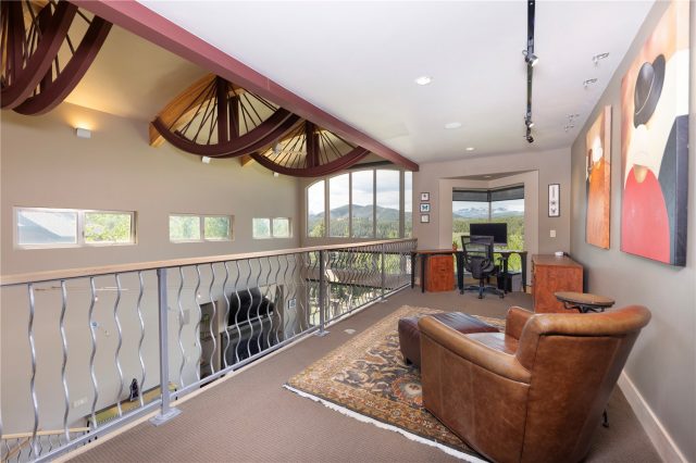 354 Ensign Drive photo 24