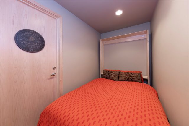 354 Ensign Drive photo 40