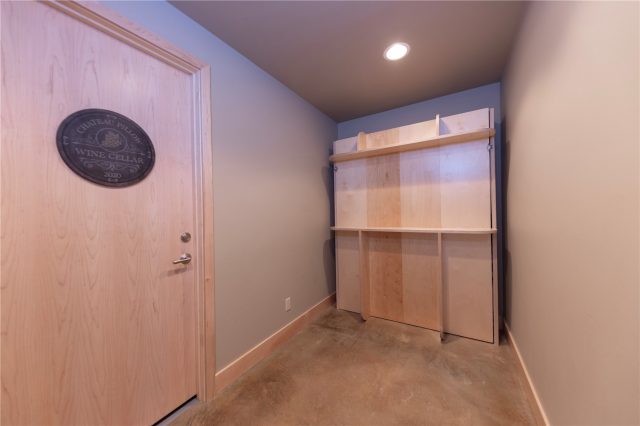 354 Ensign Drive photo 41
