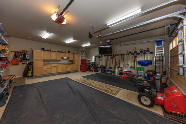 354 Ensign Drive photo 45