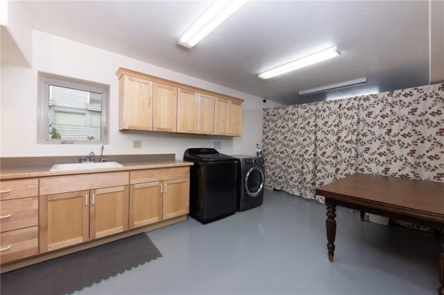 354 Ensign Drive photo 48