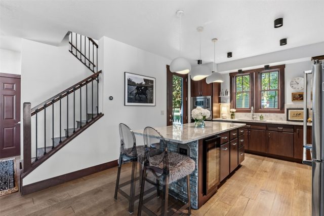 308 N French Street 1 photo 9