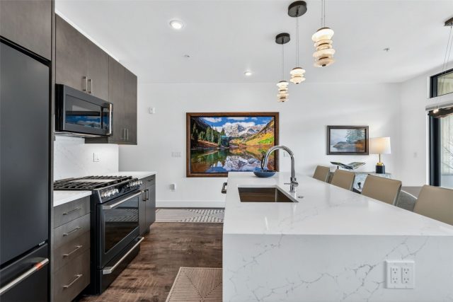 Condo in Apres Shores, Silverthorne, CO — photo 4 (MLS S1069245)