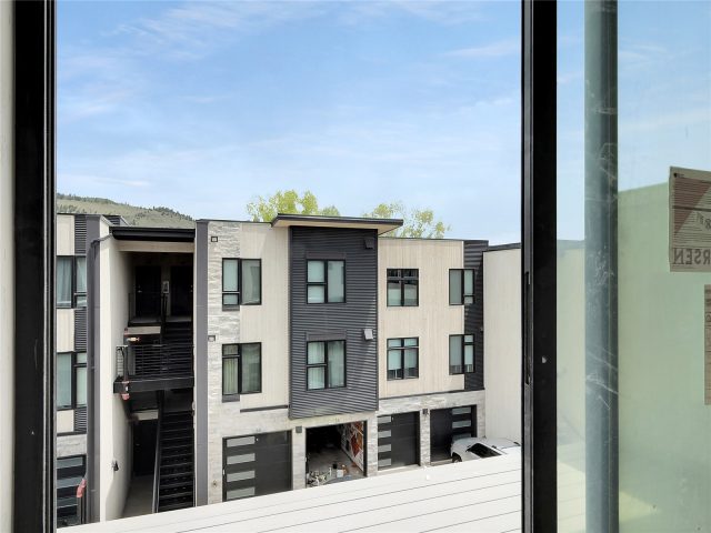 740 Blue River Parkway E10 photo 17