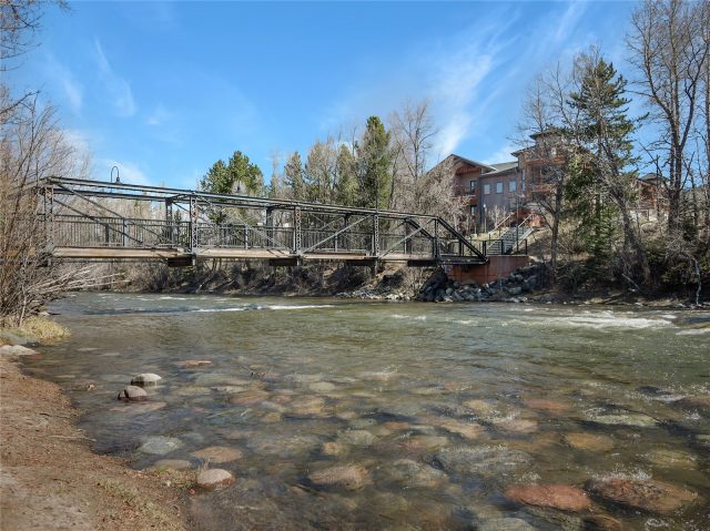 740 Blue River Parkway E10 photo 38