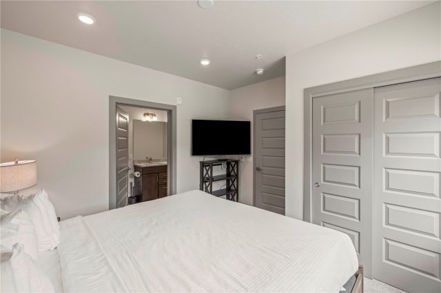 23 Clearwater Way 201 photo 16