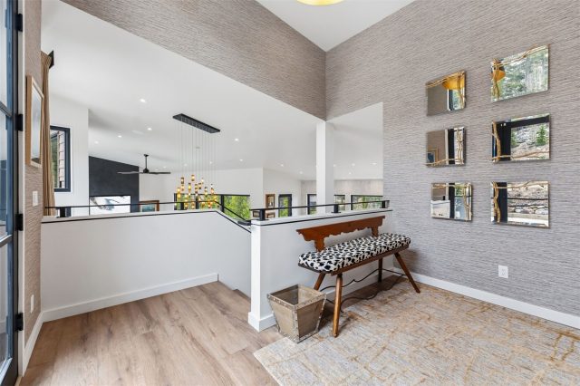 175 Protector Place photo 20