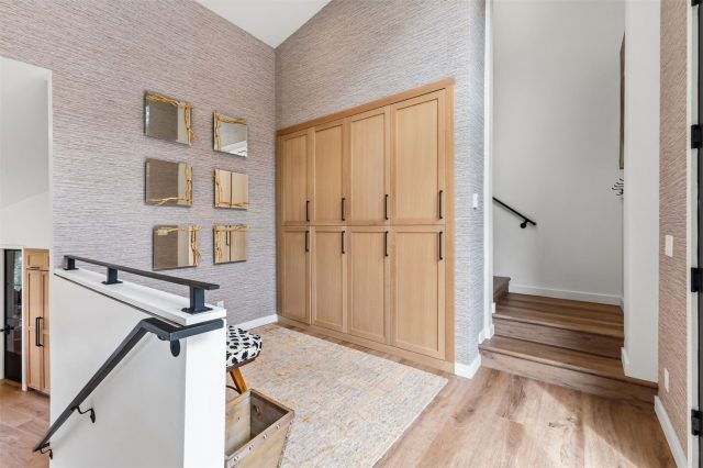 175 Protector Place photo 21