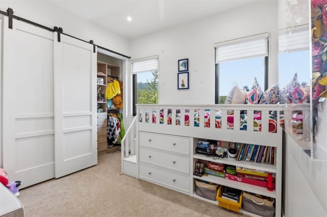175 Protector Place photo 37