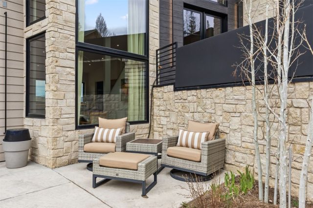 175 Protector Place photo 7