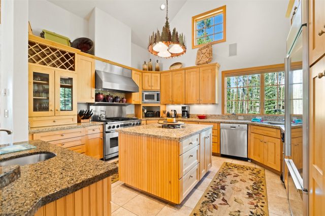 Home in Highlands At Breckenridge, Breckenridge, CO — photo 6 (MLS S1069295)
