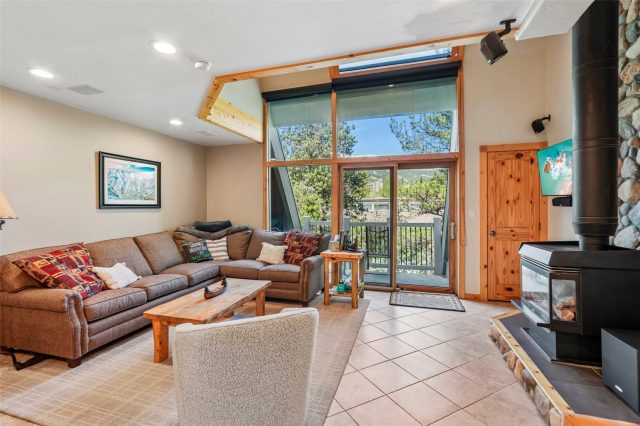 Condo in Miners Candle Condo, Breckenridge, CO — photo 6 (MLS S1069298)