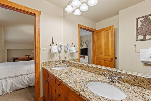 20 Hunki Dori Court 2218 photo 27