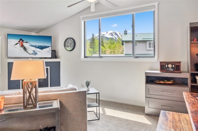 1121 Rainbow Drive photo 15