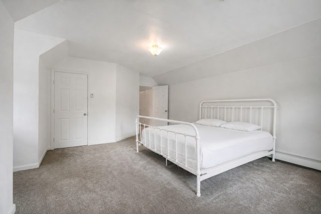234 Carroll photo 18