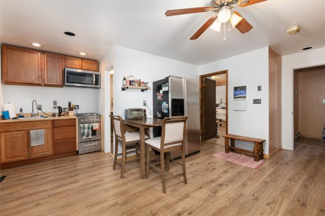 529 Belford Street 529 photo 27