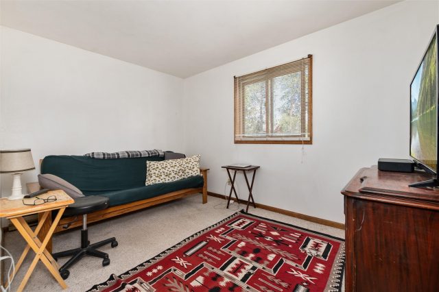 529 Belford Street 529 photo 35