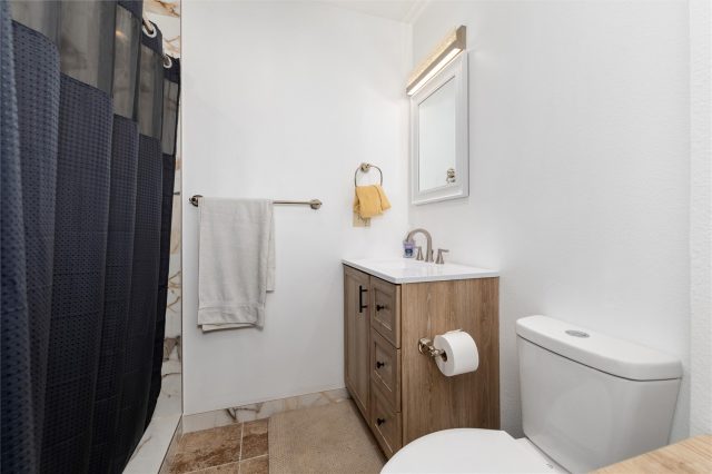 529 Belford Street 529 photo 36