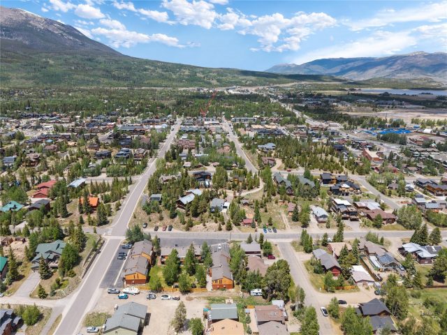 529 Belford Street 529 photo 42