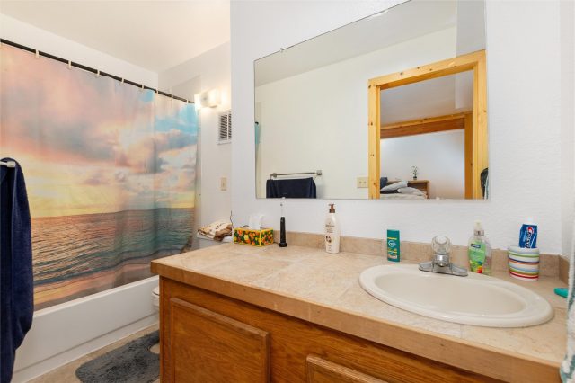 529 Belford Street 529 photo 9