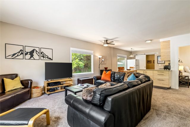410 Galena Street photo 8