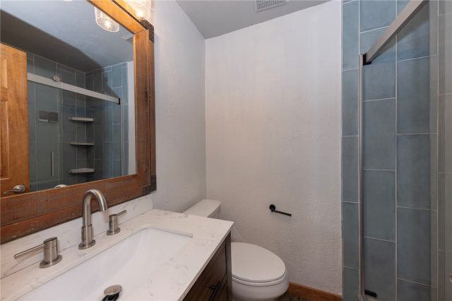 194 Cartier Court photo 18