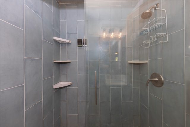 194 Cartier Court photo 19