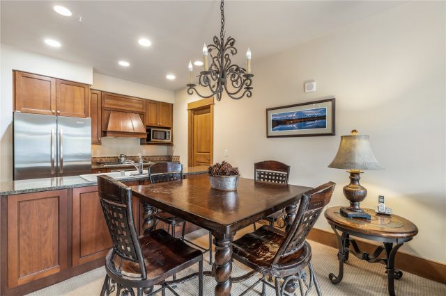 280 Trailhead Drive 3007 photo 10