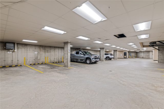 280 Trailhead Drive 3007 photo 29