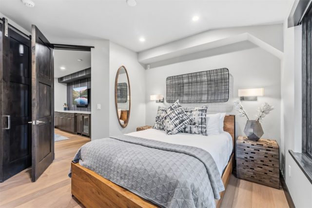 44 West Point Lode photo 33