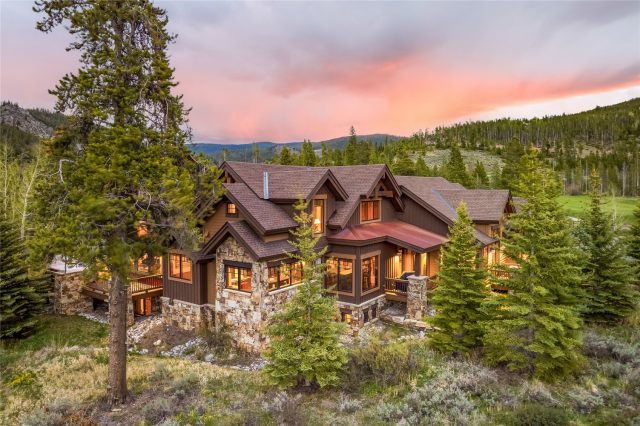 Home in Highlands At Breck-highlands Park S, Breckenridge, CO — photo 3 (MLS S1069371)