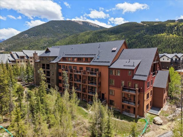 Condo in Springs At River Run Condo, Keystone — photo 2 Condo in Springs At River Run Condo, Keystone, CO — photo 2 (MLS S1069374)