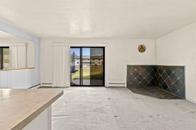 Condo in Dillon Valley East Condo, Dillon, CO — photo 4 (MLS S1069383)