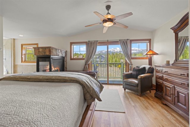 80 Sheppard Circle photo 25