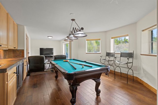 80 Sheppard Circle photo 37