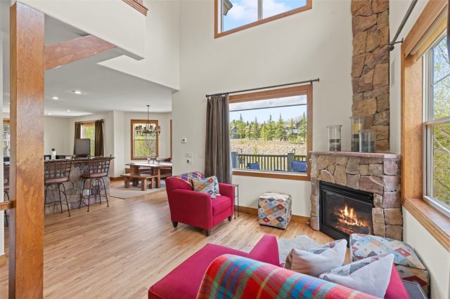 80 Sheppard Circle photo 7
