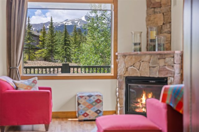 80 Sheppard Circle photo 8