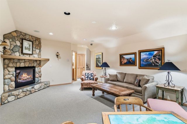 600 Frisco Street A photo 18