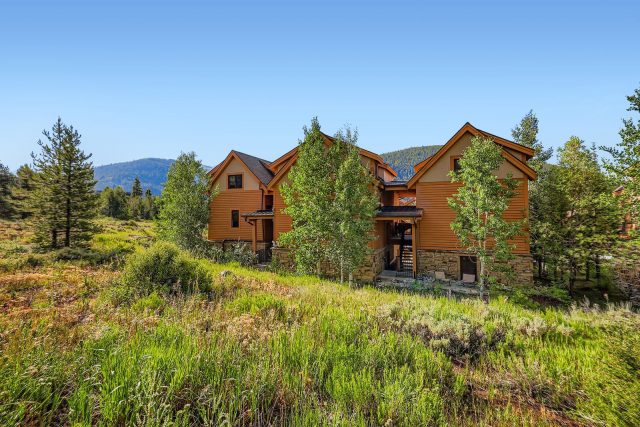 Townhome in Antlers Gulch Townhomes Condo, Keystone — photo 2 Townhome in Antlers Gulch Townhomes Condo, Keystone, CO — photo 2 (MLS S1069399)