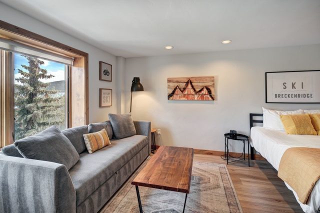 535 S Park Avenue 317 photo 7