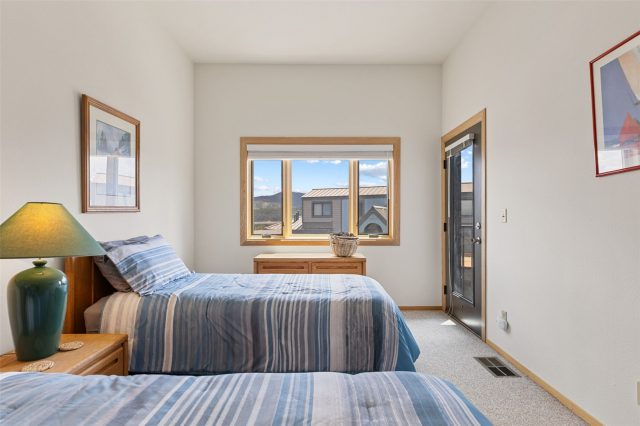 1650 Lakeview Terrace E-201 photo 30