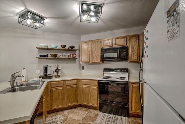 1509 Point Drive 103 photo 11