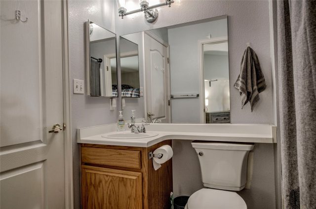 1509 Point Drive 103 photo 23