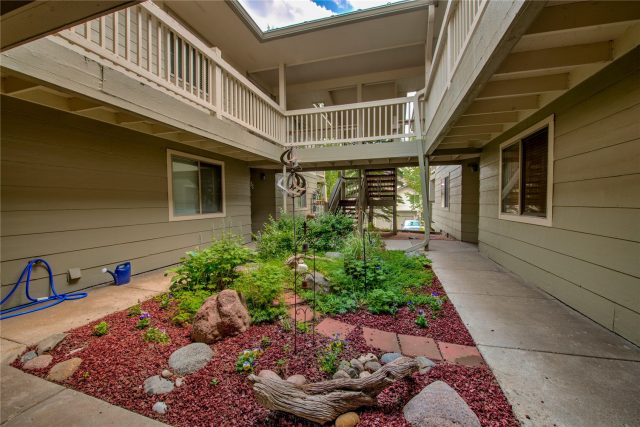 Townhome in Villas At Prospect Point, Frisco — photo 2 Townhome in Villas At Prospect Point, Frisco, CO — photo 2 (MLS S1069410)