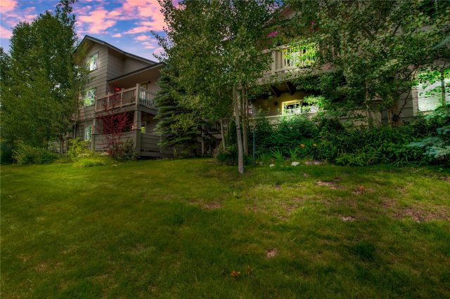 1509 Point Drive 103 photo 34